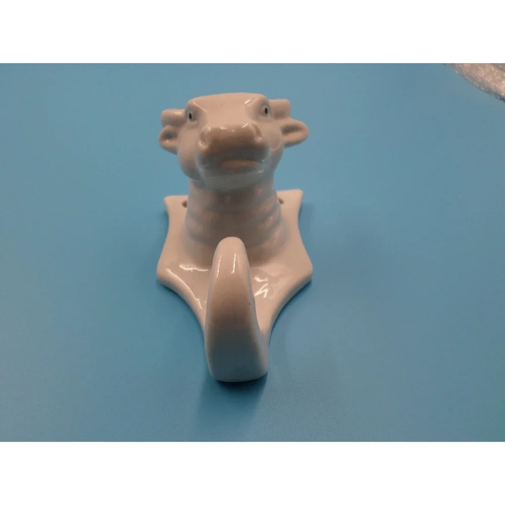Western White Ceramic Cow Bull Head Wall Kitchen Hook VTG Apron Towel Holder